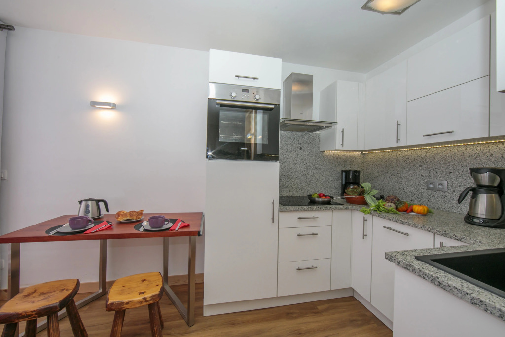 Residence de Lognan- Les Drus 12