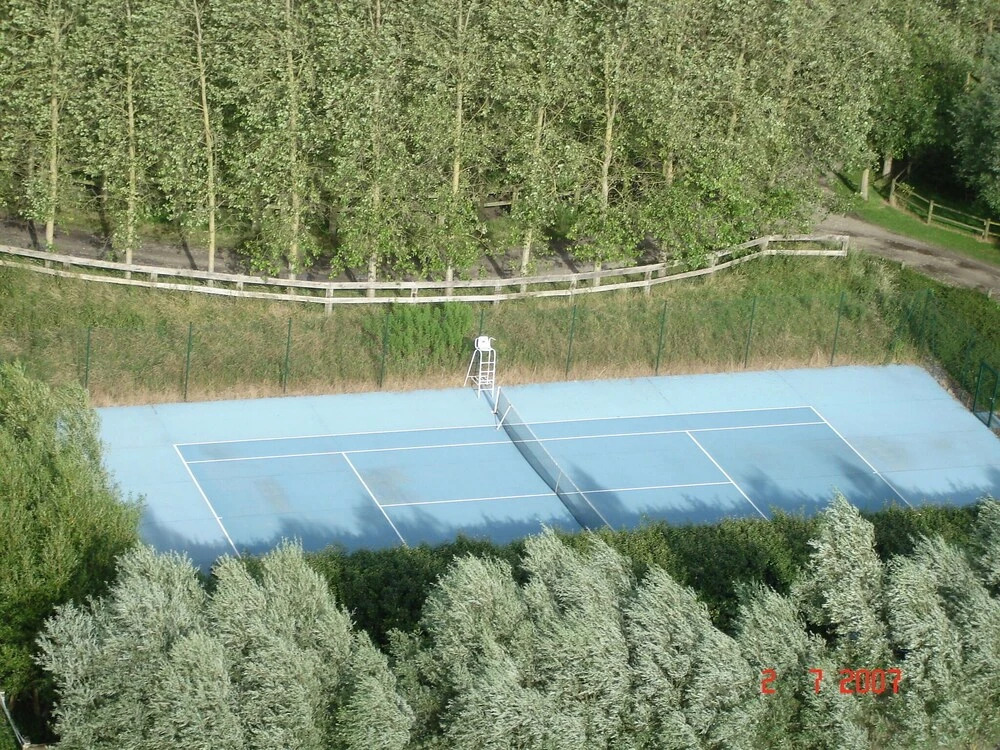 Charming Chalet with Swimming Pool in Quend