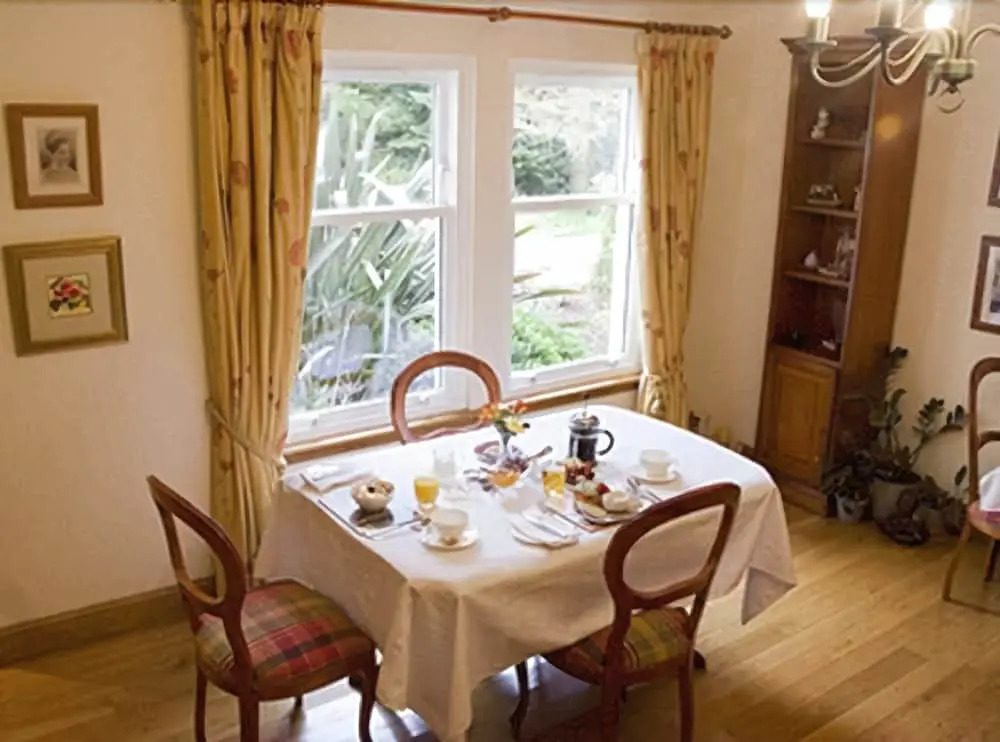 Arden Country House