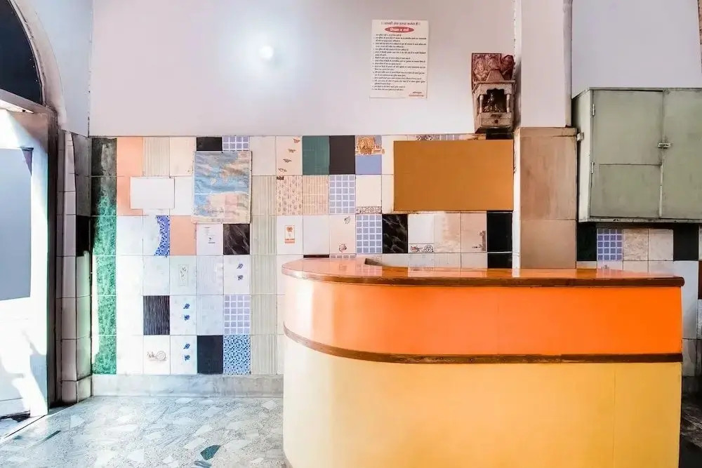 Shivam Guest House by OYO Rooms