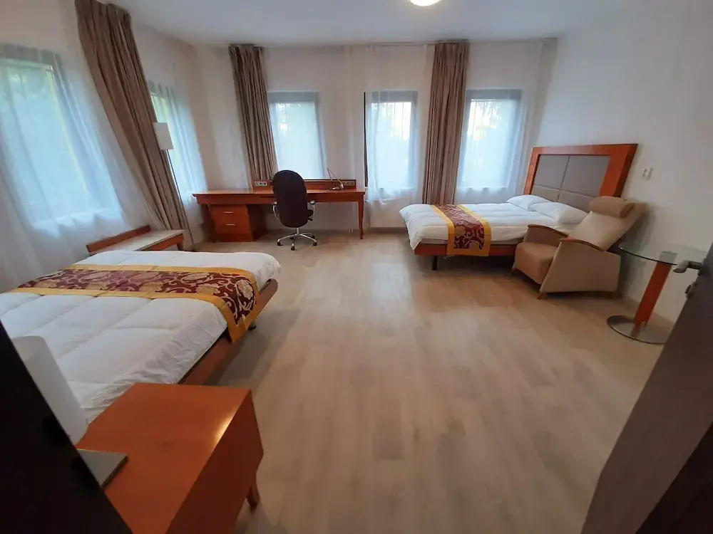 Ejdahotel
