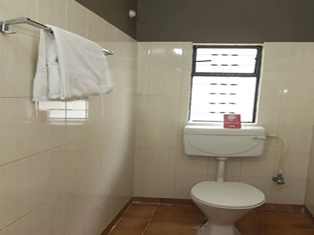 OYO 14200 Hotel Oasis