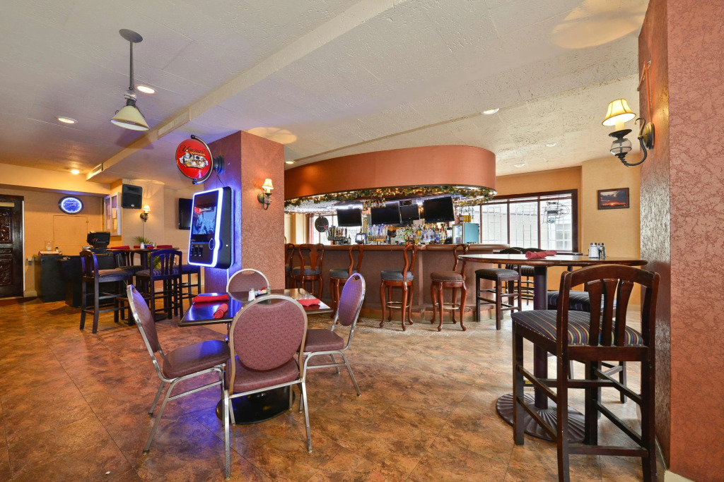 Best Western Plus Sidney Lodge