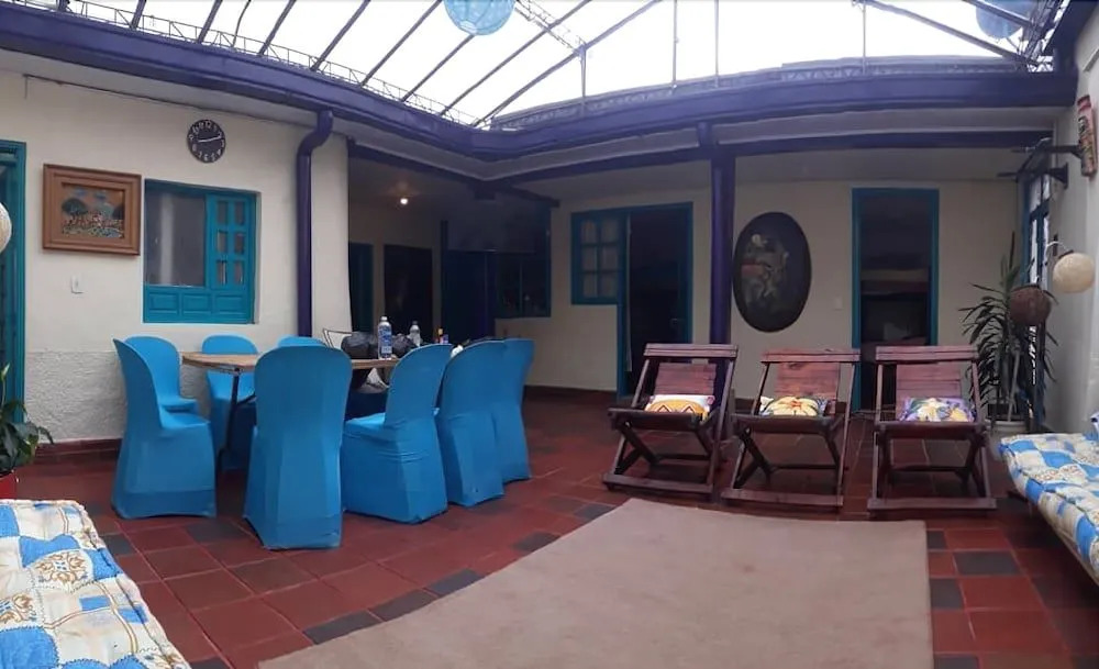 Hostal Casa del Arbol