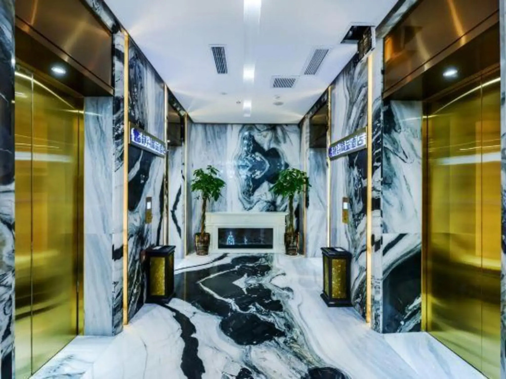 Jingsheng Hotel (Chongqing Daping Paradise Walk)