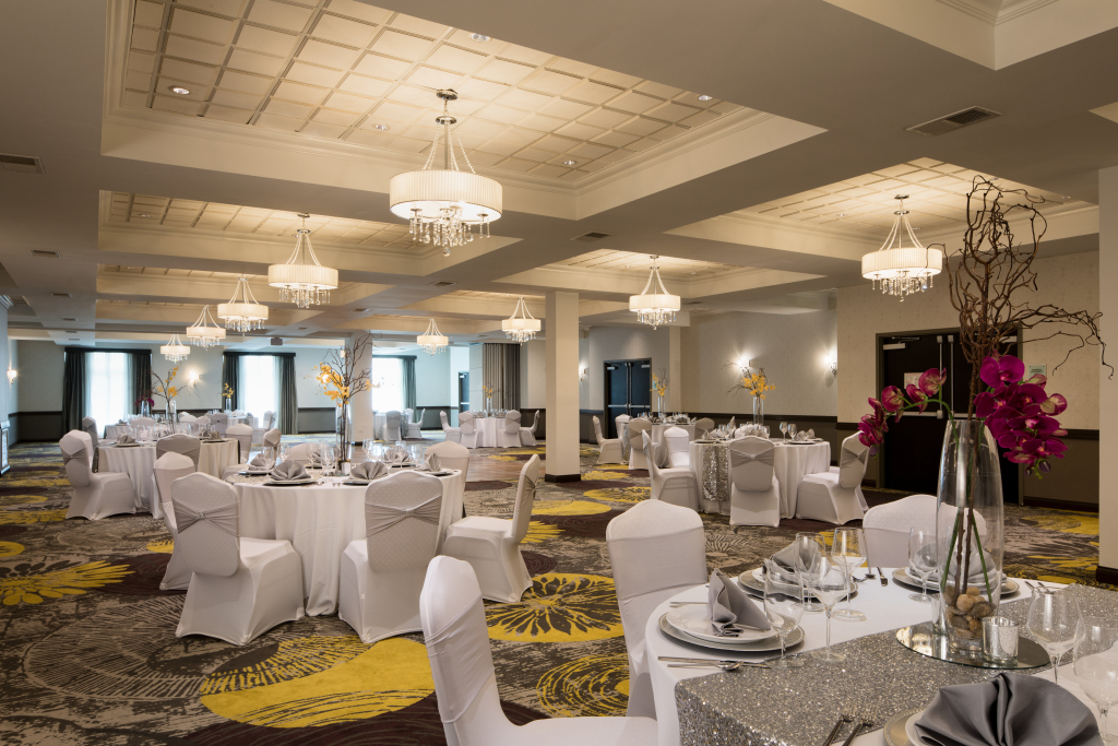Crowne Plaza Chicago SW - Burr Ridge by IHG