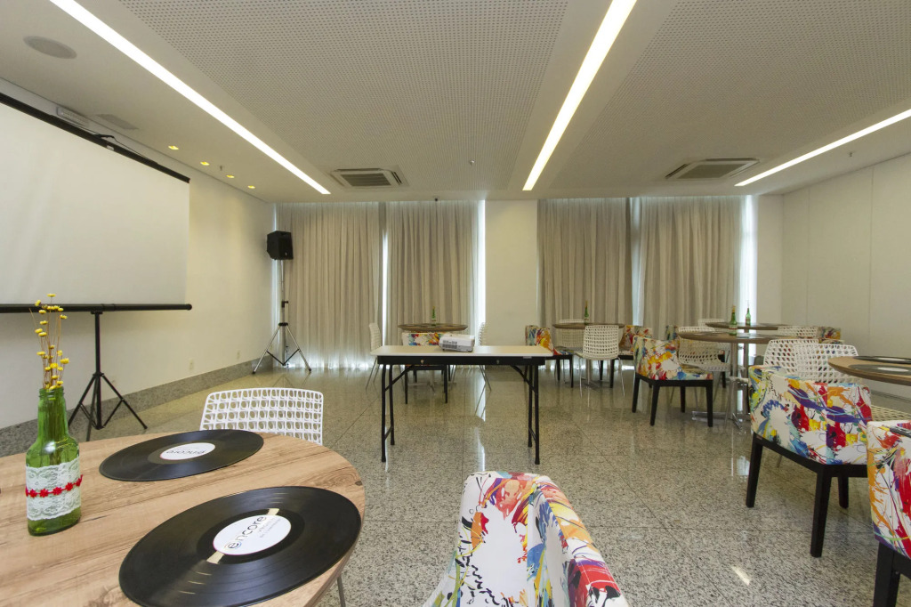Esuites Virgínia Luxemburgo