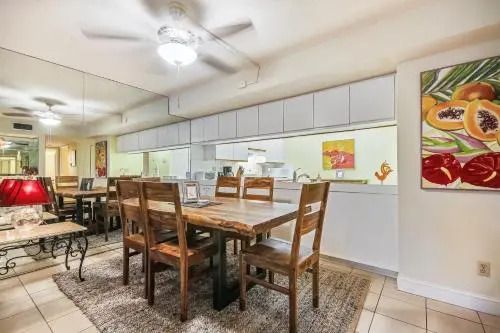 Papaya Place Condo