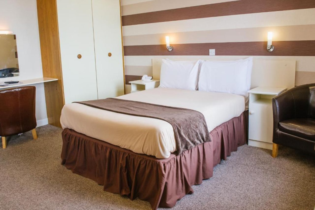 Doric Hotel
