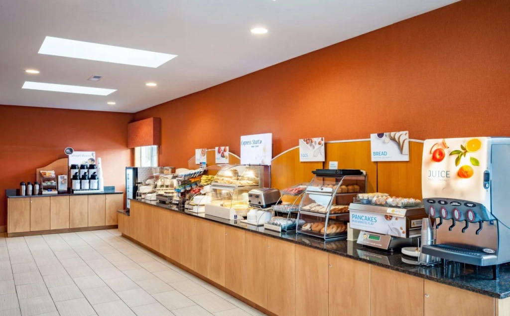 Holiday Inn Express Pullman