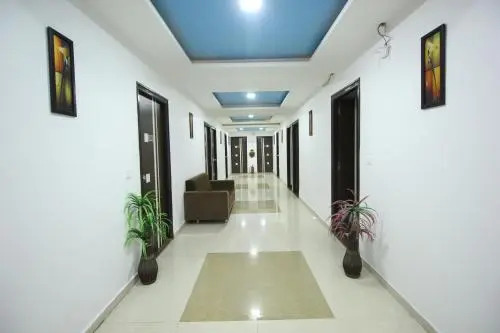 OYO 5900 Hotel Hillton INN