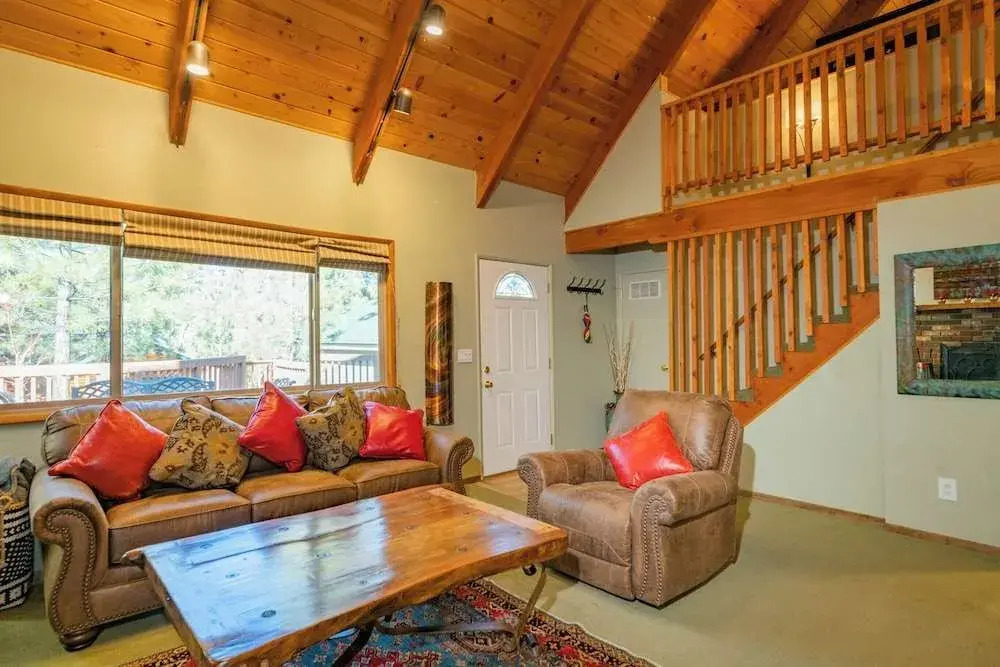 Star & Gem Cabin