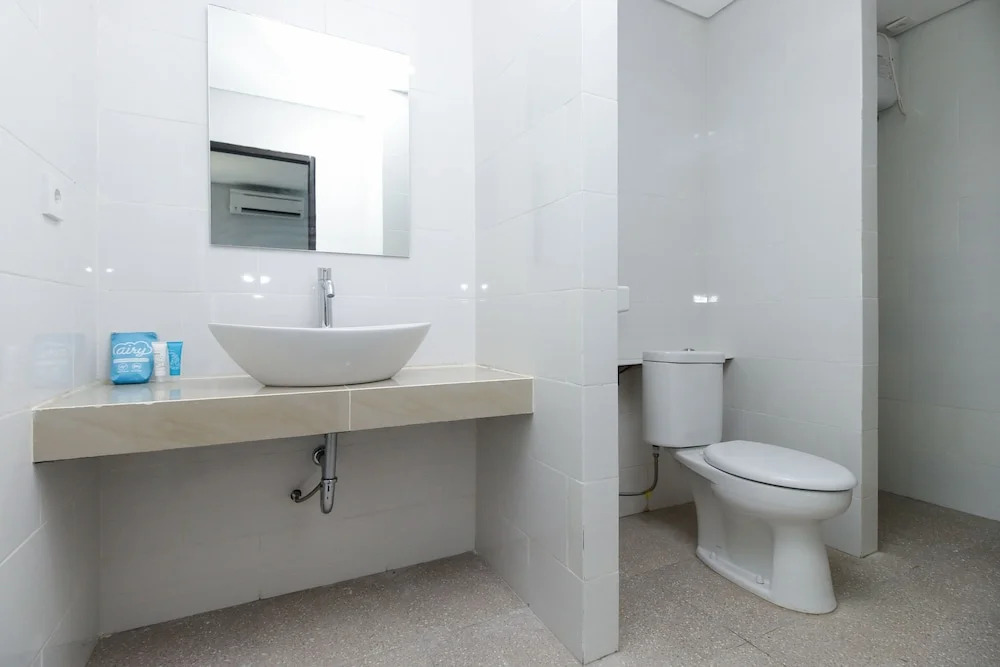 Airy Legian Praja Natha 2 Bali