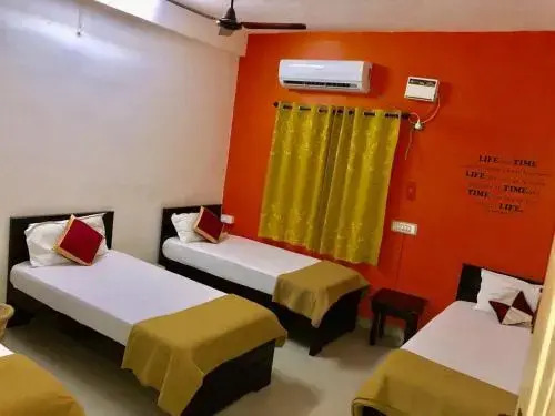 Royal Meriton Hostel