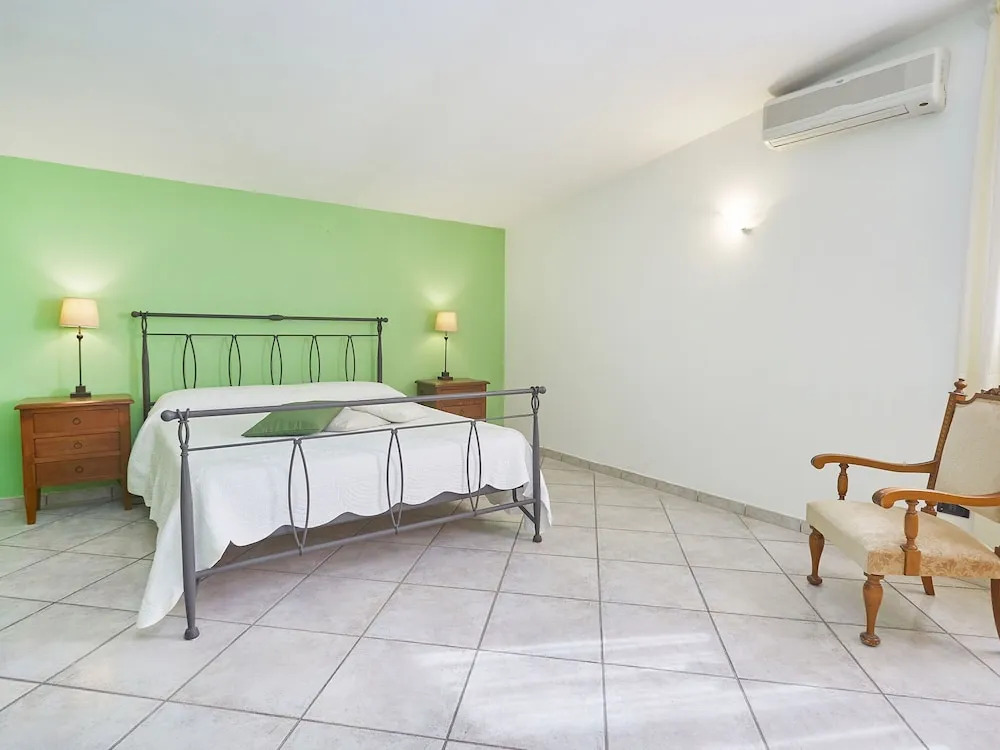 Spacious Villa With Garden in Marsala Sicily