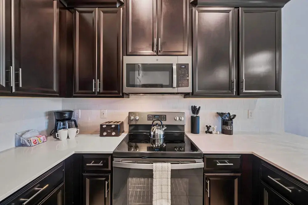 1151 Drop Lane