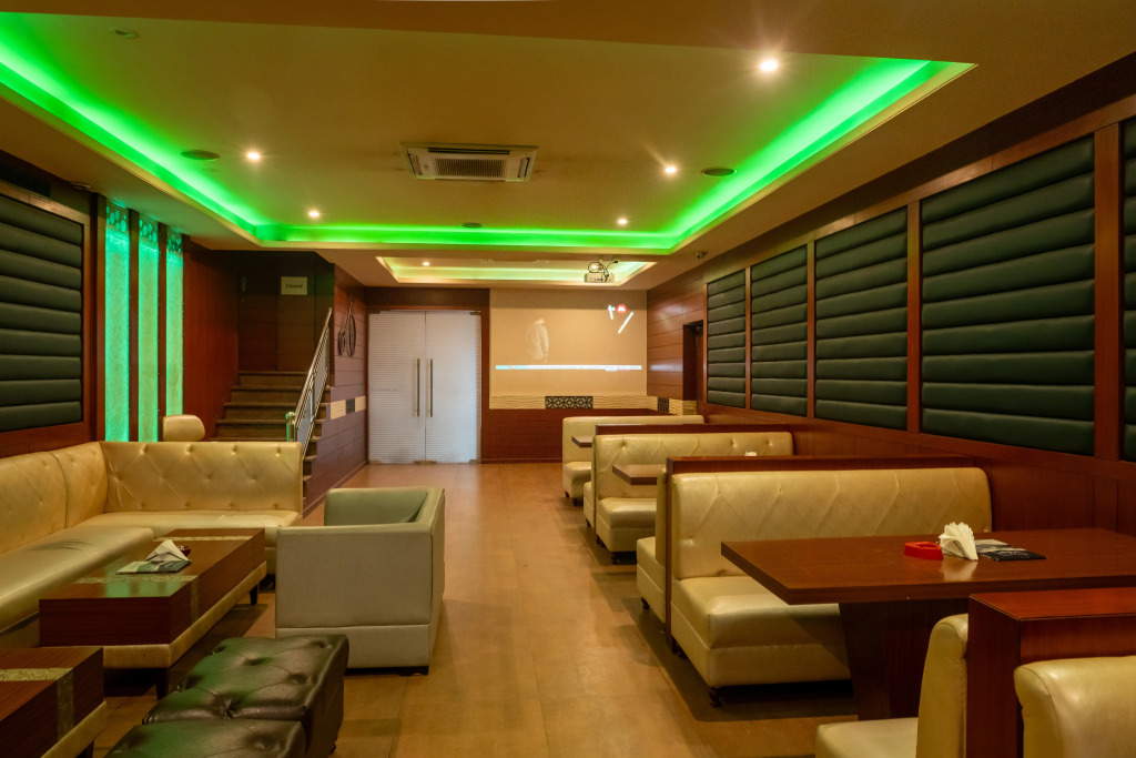 Cosmos Raj Plaza Jaipur