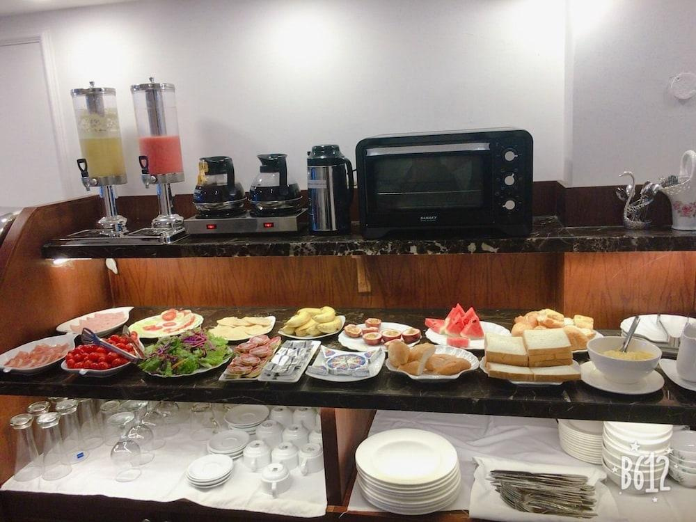 Vision Premier Hotel & Spa