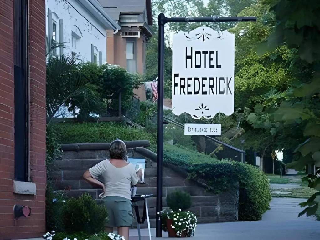 Hotel Frederick