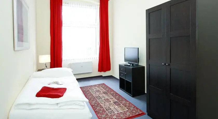 Berliner City Pension Uhlandstrasse