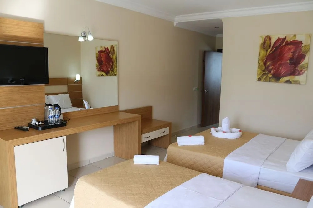Green House City Hotel