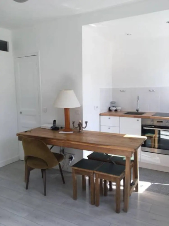 Modern Studio In Paris With Balcony