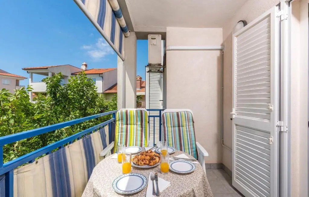 Apartment Batana