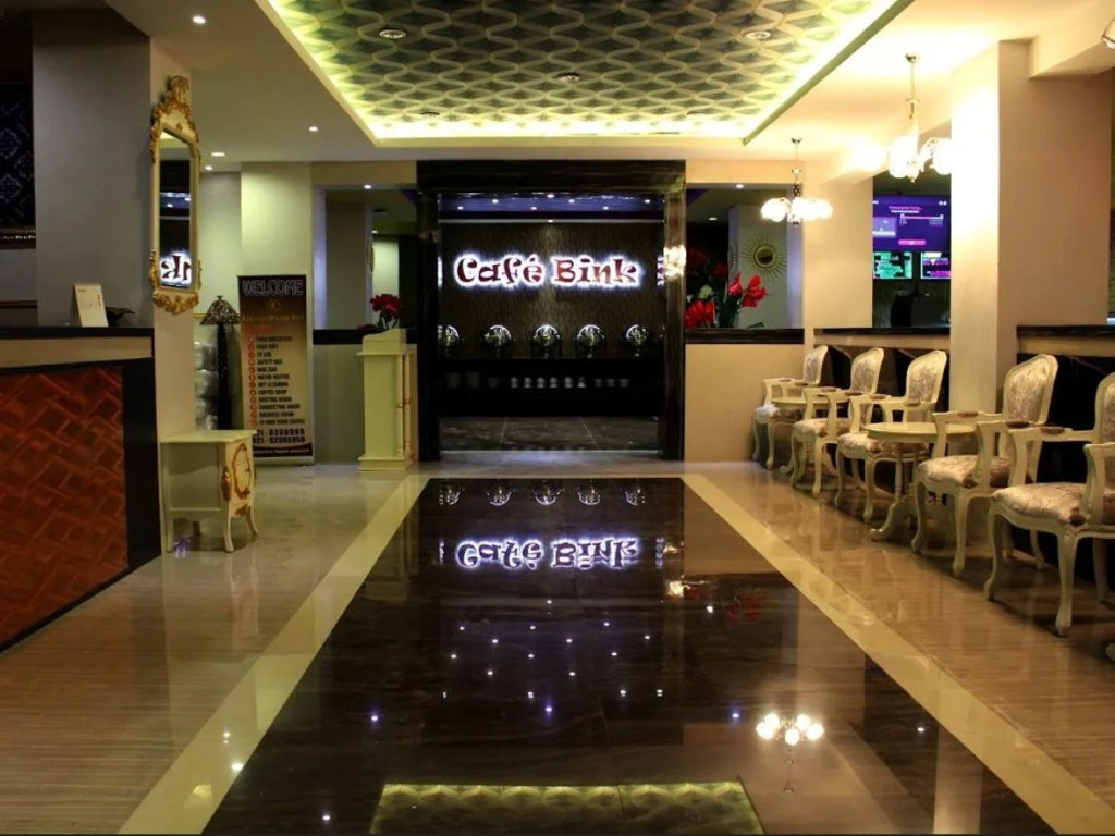 Grand Batik Inn