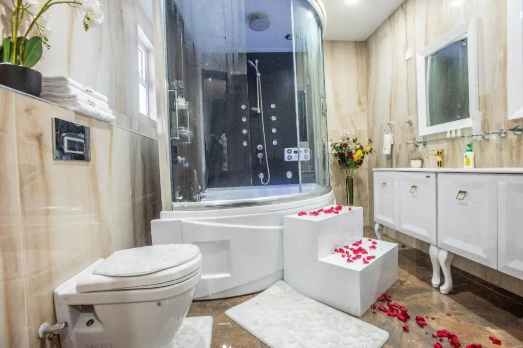 Stay.Plus Links Road Villa Nyali