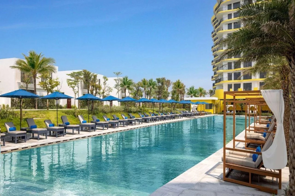 Wyndham Royal Beachfront Resort & Spa Danang
