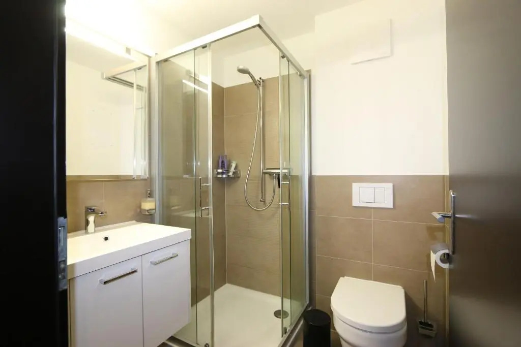 Hollywood 1 - A luxury, comfortable and spacious apartment located directly on the slopes!
