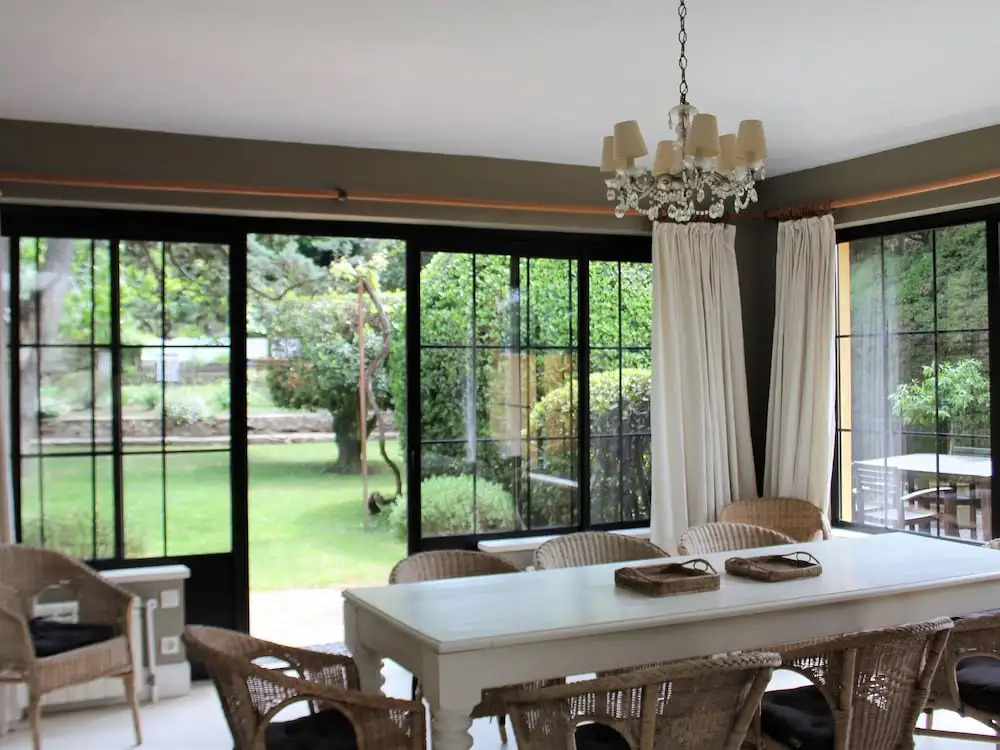 Ritzy Villa With a View of Alps and Heated Pool in Nic