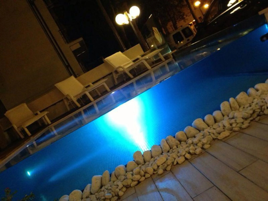 Kristalex Pet Friends Hotel