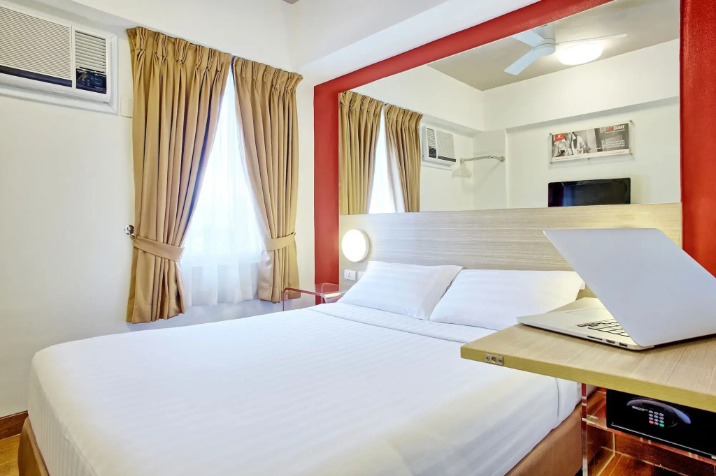 Red Planet Cebu