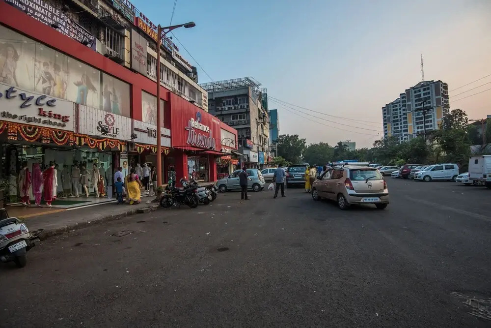 Hotel Vashi Inn