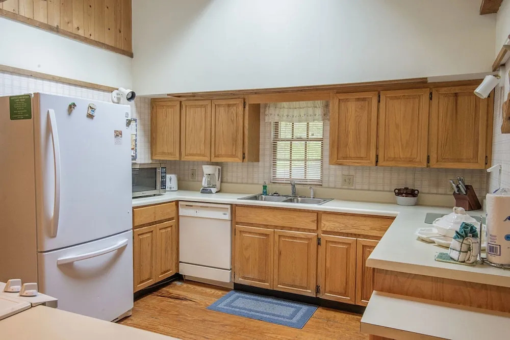 Valhalla by Heritage Cabin Rentals
