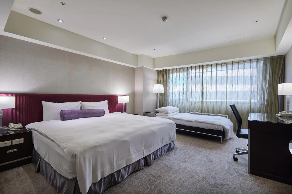 K Hotel - Yunghe