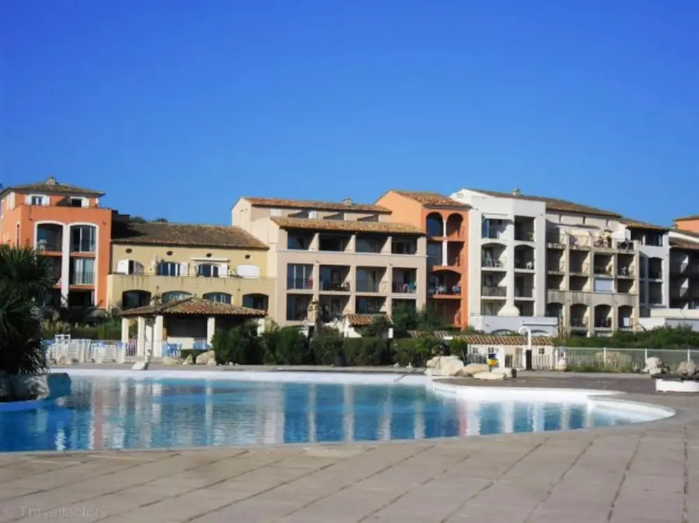 Apartment With one Bedroom in Gassin, With Wonderful sea View, Shared Pool and Furnished Balcony - 100 m From the Beach