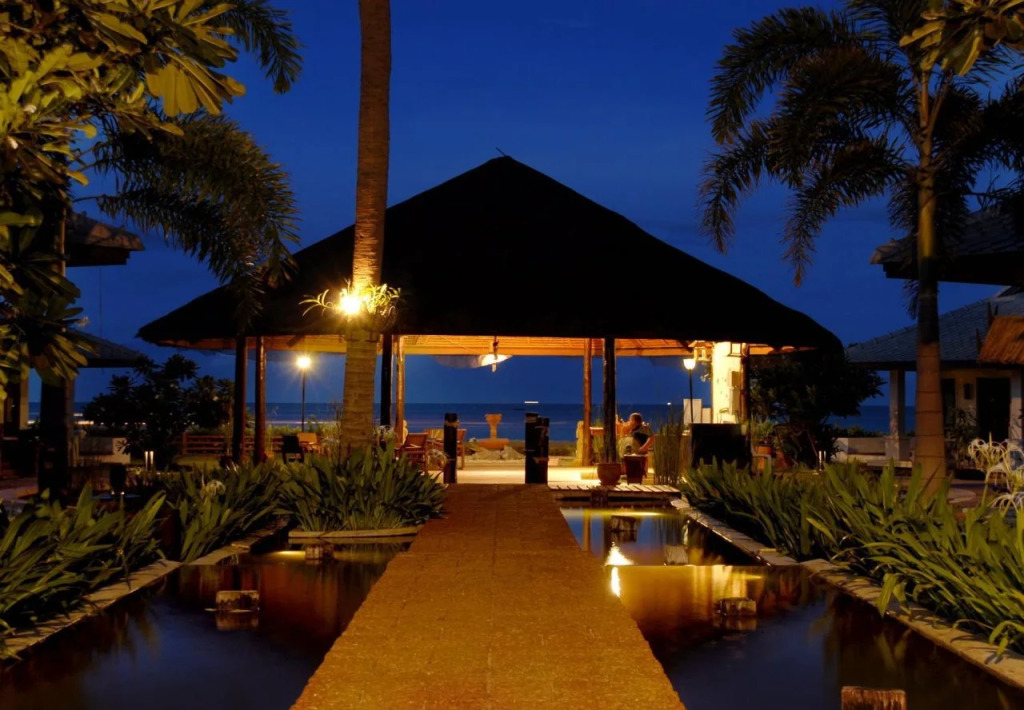Golden Pine Beach Resort