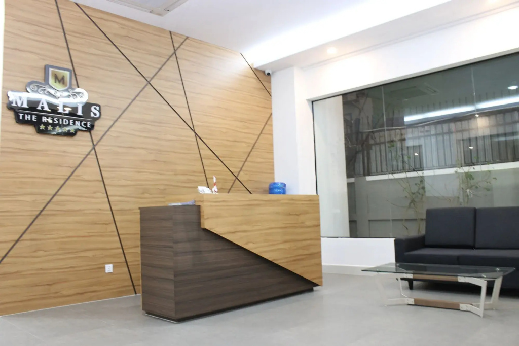 Malis the Residence