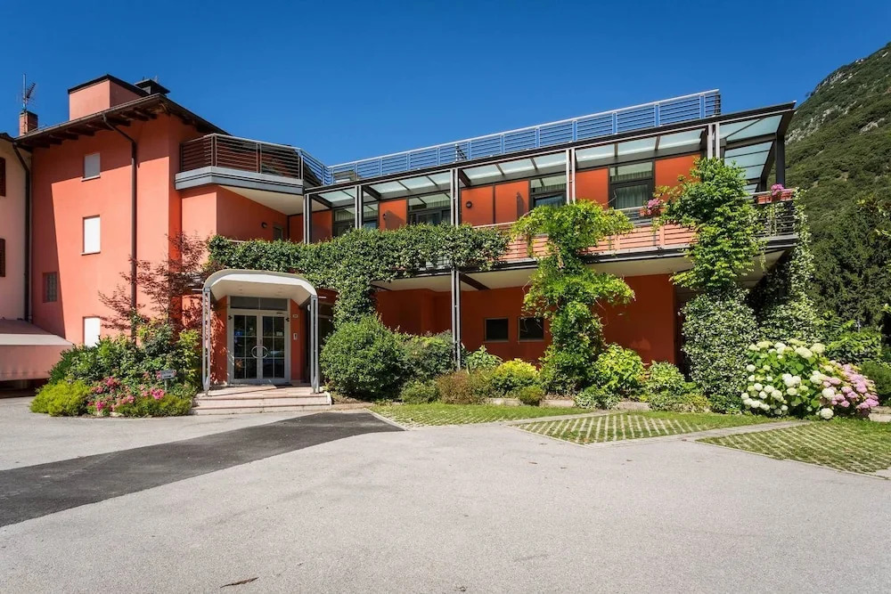 Hotel Due Laghi