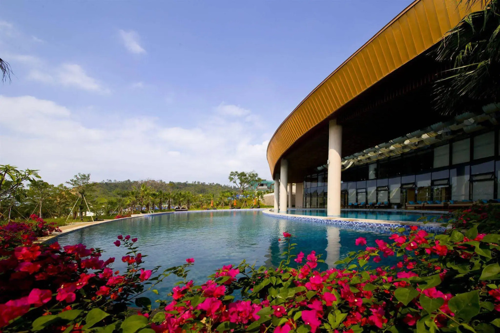 Island Skylight Resort