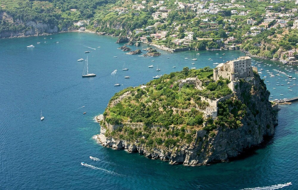 Amazing Apartment in Sant´angelo D´ischia With 1 Bedrooms and Wifi