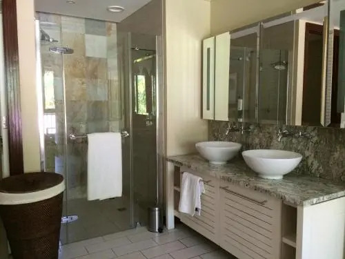 Papay Suite by Simply-Seychelles
