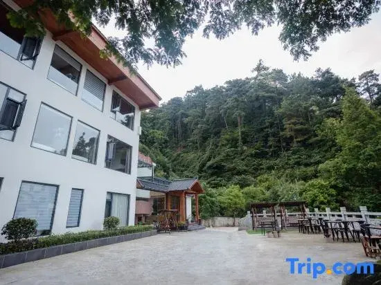 Together In Hengshan