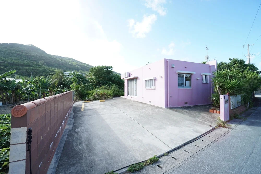 PINK Suite HOUSE