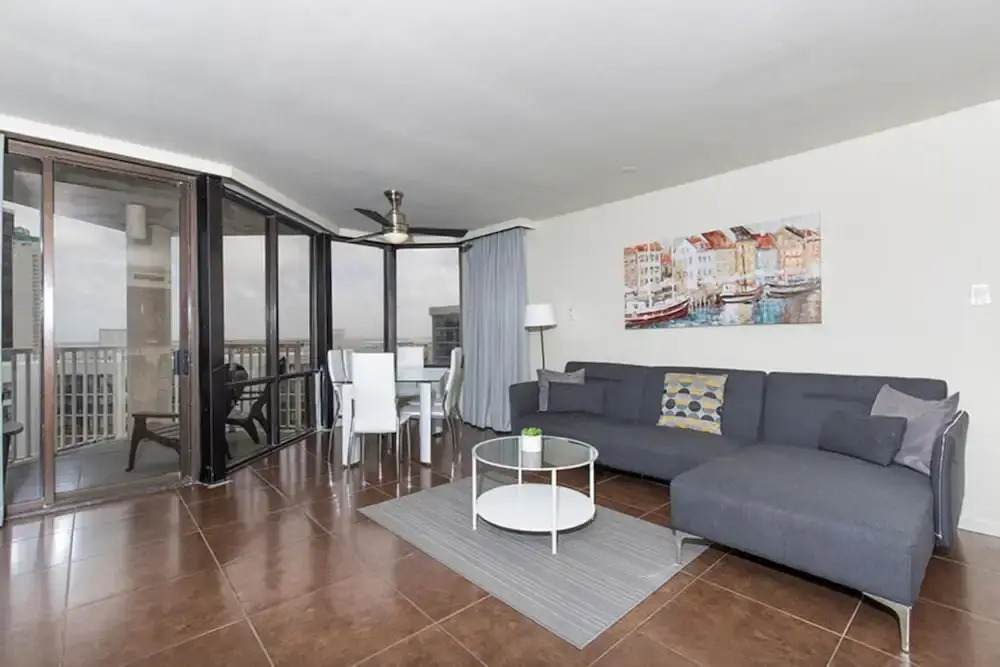 Saida Royale Condominium 9115