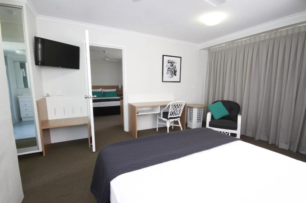 Darcy Arms Hotel Motel