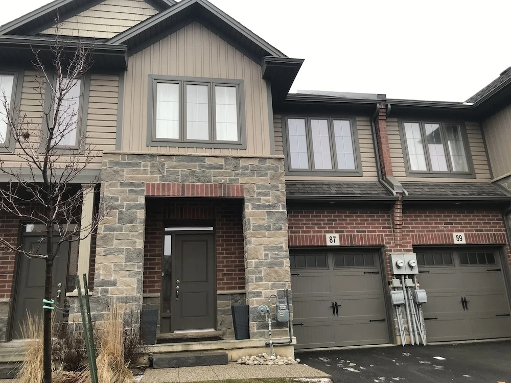 Exceptional Townhouse at Lake Ontario