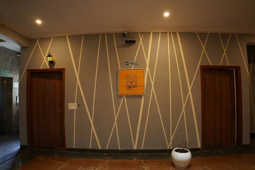 Haven Hotel Sector 31,Gurugram